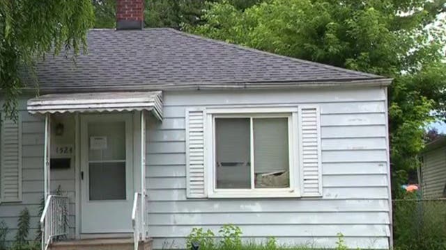 More than 20 dogs rescued from Dearborn Heights home