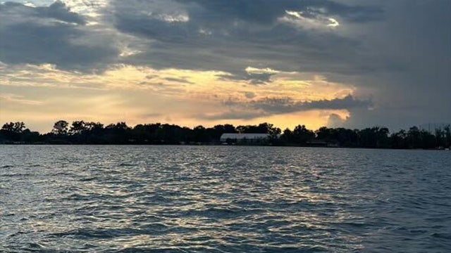 Unidentified body pulled from West Bloomfield Township lake