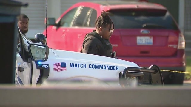 Detroit police continue to search for suspect in shooting of 17-year-old