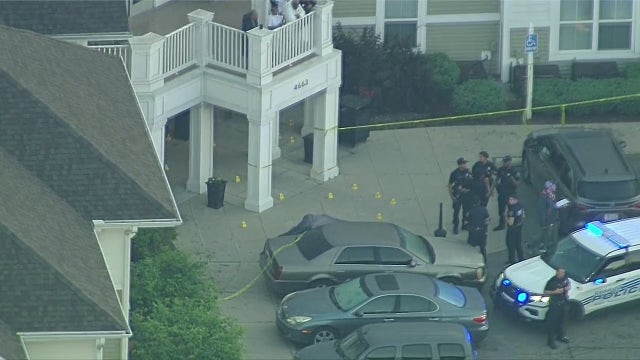 1 dead after shooting at Detroit apartment