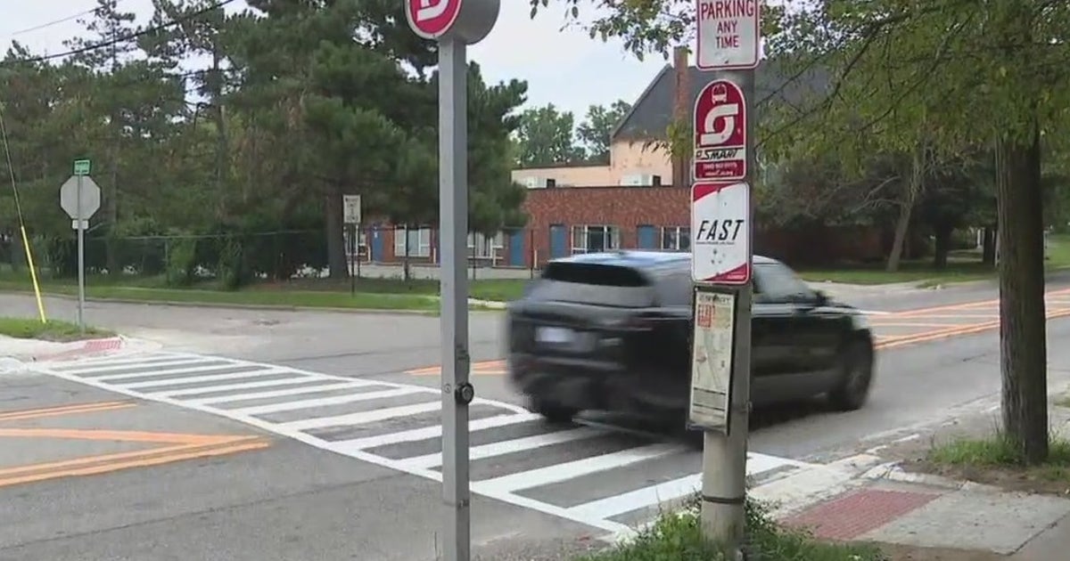 Oakland County deputies searching for driver in hit & run crash | FOX 2 ...