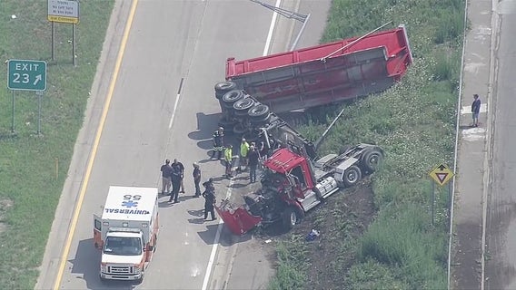 Semi truck crash closes ramp on I-696 in Warren