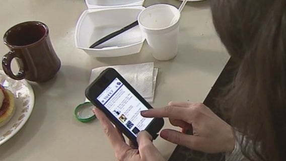 Doctor says blue light from screens can impact our skin