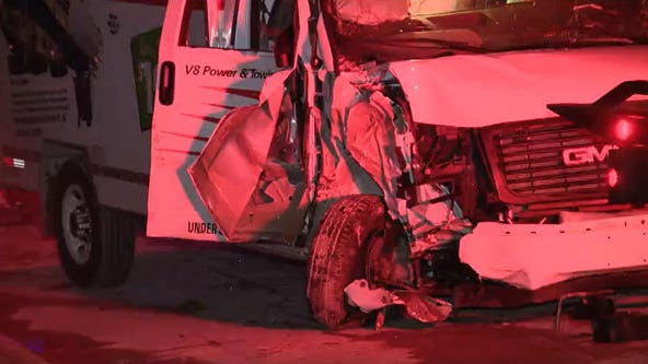 Suspect crashes stolen U-Haul truck during Highland Park police chase