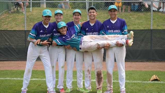 Four teams advance in second round of Junior League World Series