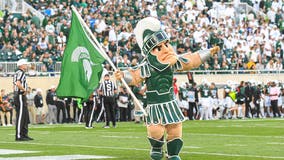 Chiles throws for 270 yards in 41-24 Michigan State win over Youngstown State