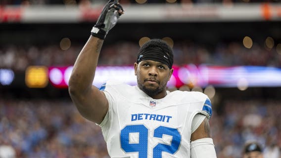 Lions put DE Marcus Davenport on injured reserve