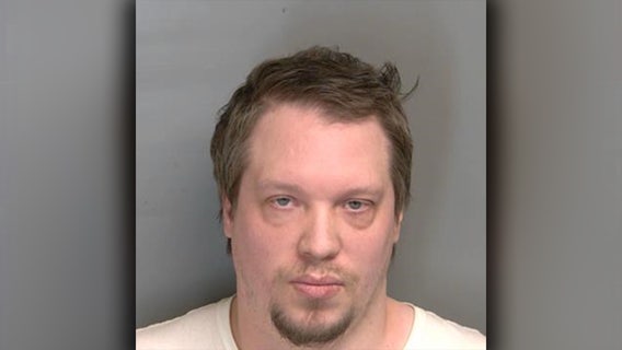 Warren man accused of possessing child pornography arraigned in court