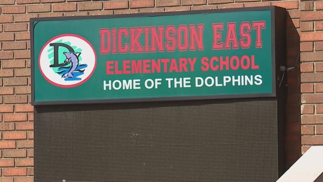 Concerns in Hamtramck grow amid smelly situation inside elementary school