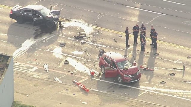 1 dead in multiple vehicle crash on Gratiot in Detroit