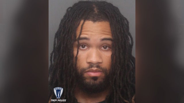 Complex fraud scheme targeted Metro Detroit residents with fake texts, identity theft