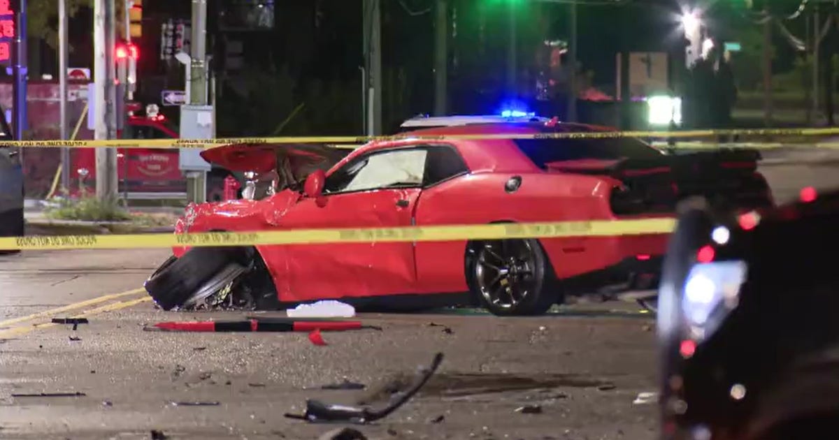 Driver in stolen Dodge Challenger causes Detroit crash after fleeing ...
