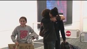 Metro Detroit attorney has fiery words after return to Michigan following detainment by Israel