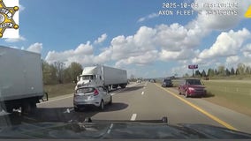 Wild Livingston County Sheriff pursuit of suspect on I-96 veers into oncoming traffic