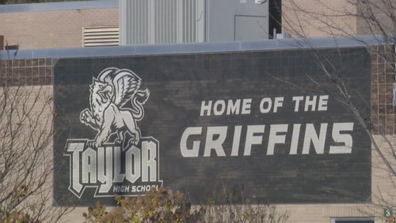 Taylor teacher accused of inappropriate comments towards students