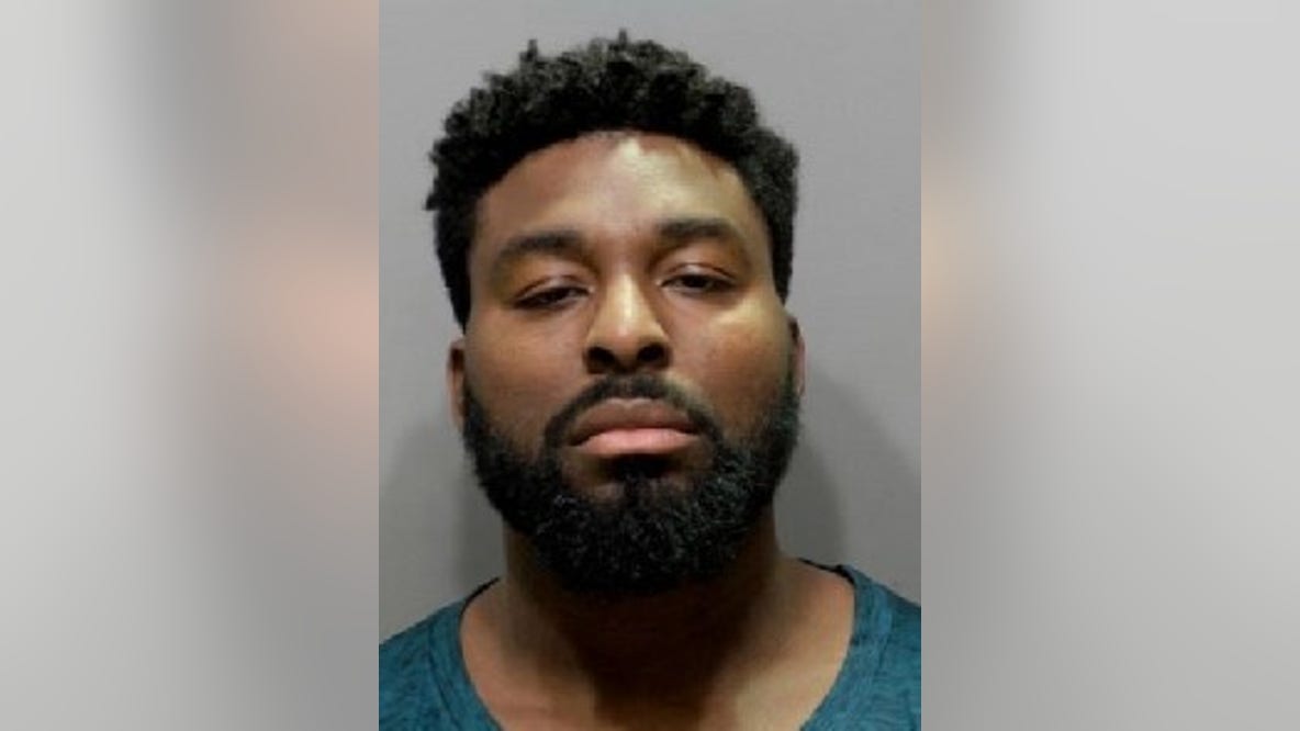 Detroit man charged with sex assault of girl, 5, in McDonald's bathroom bound over