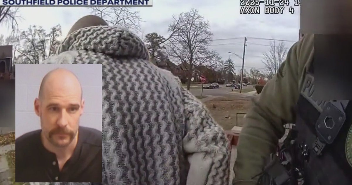 Peeping Tom suspect took photos of 9-year-old girl in bathroom of ...