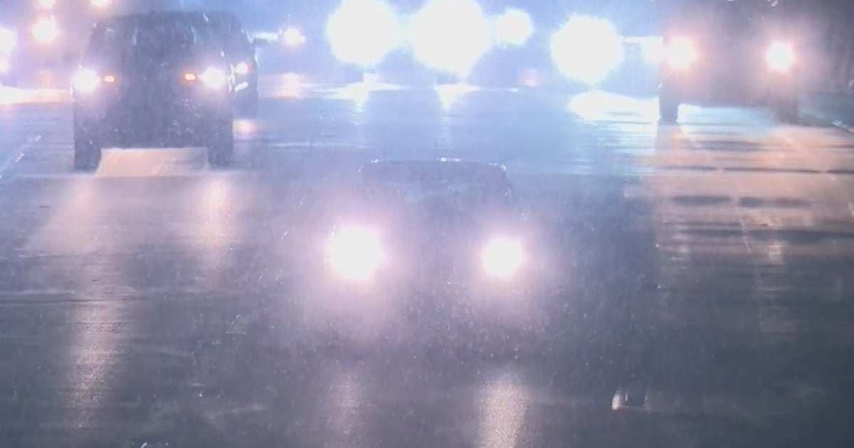 Drivers brave bitter cold Thanksgiving travel weather in Metro Detroit ...