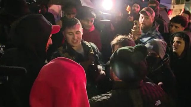 Alt-right anti-Islam protesters in Dearborn overwhelmed by Muslim activists