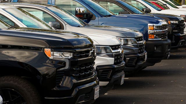 Suspended Michigan car dealership reopens, says administrative error led to punishment