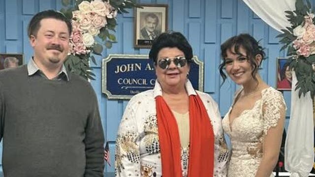 Burning Love: Lincoln Park couple wed by mayor in Elvis costume