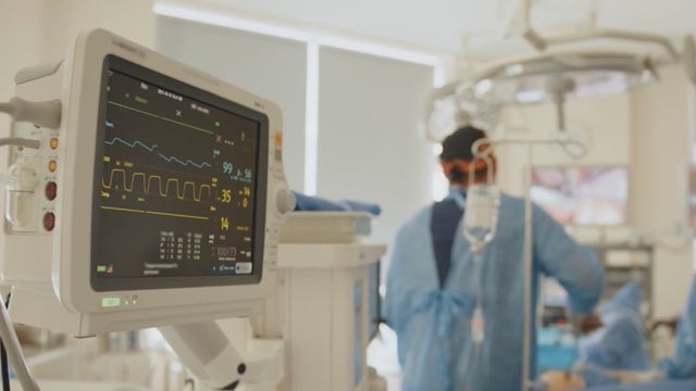 Patient at Harper Hospital claims her prosthetic leg disappeared while she was in surgery