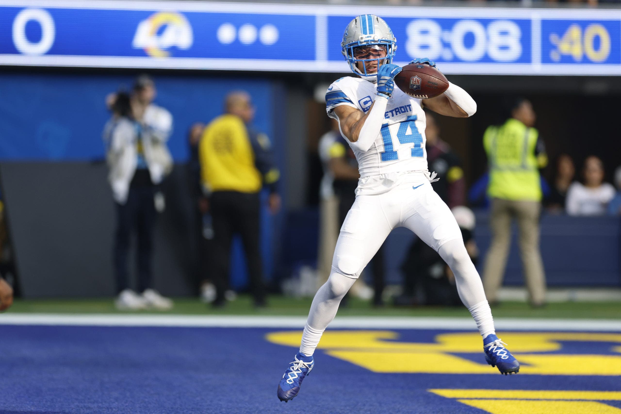 Rams 17-point third quarter dooms the Lions