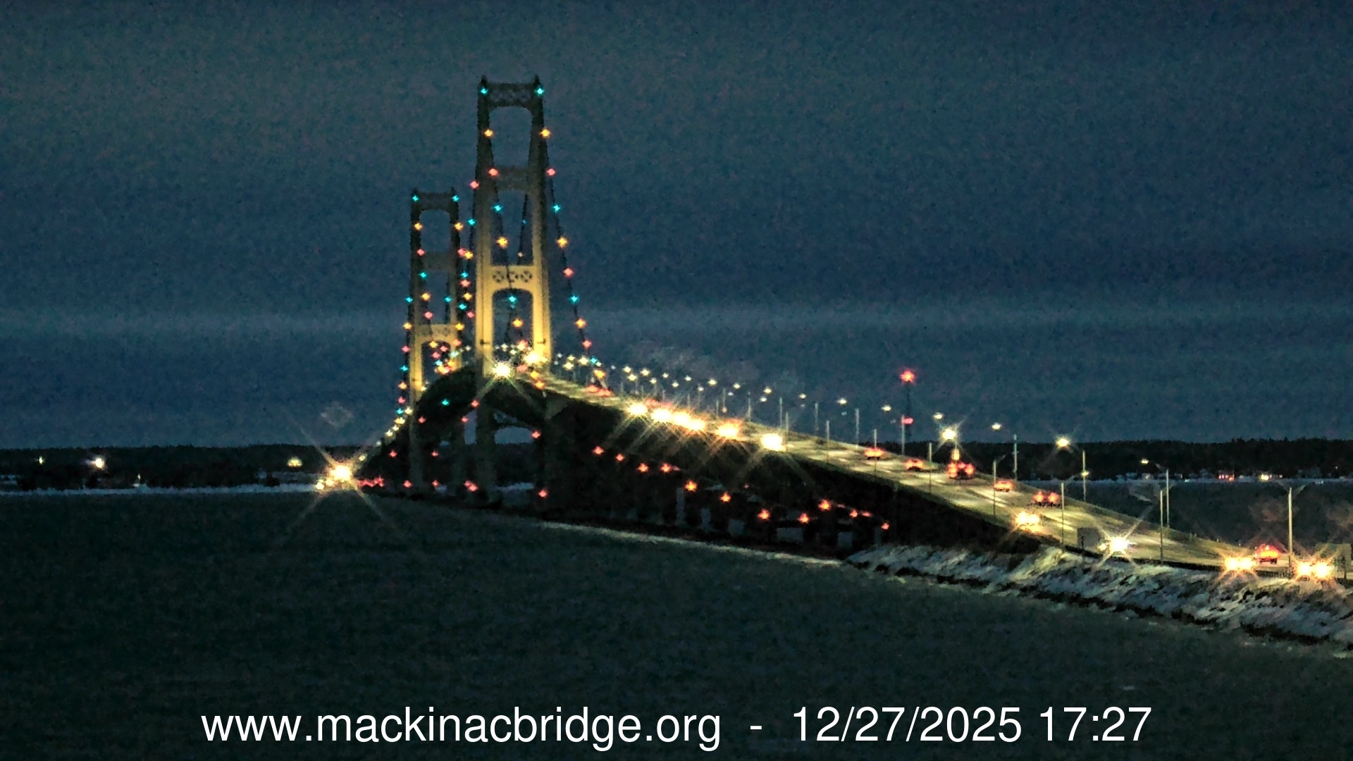 Mackinac Bridge reopens