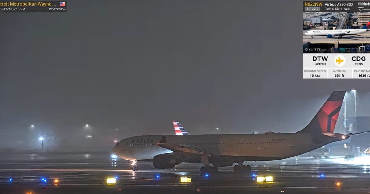 Flights cancelled, delayed due to weather at Detroit Metro Airport ...