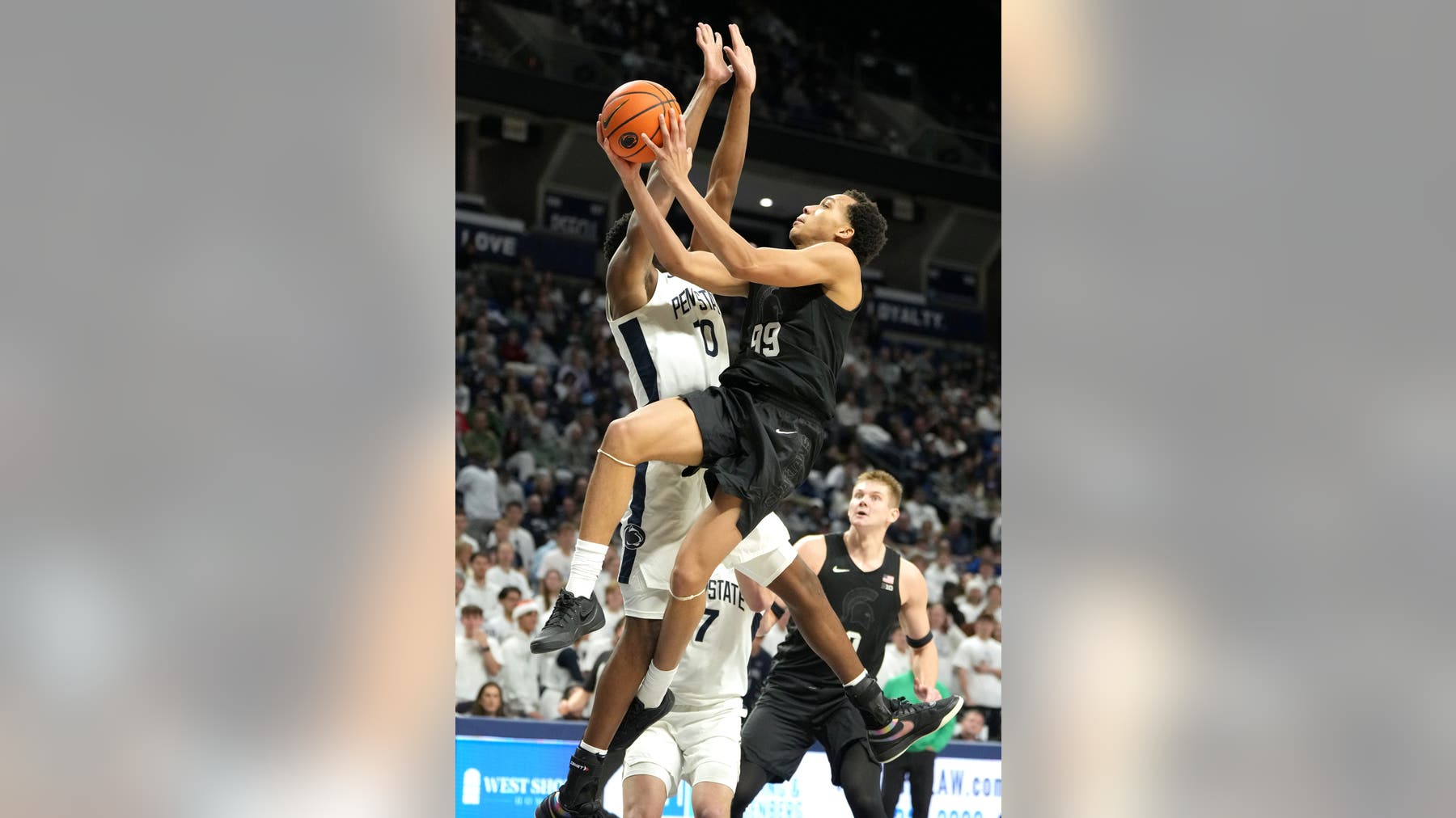 Ugochukwu scores career-high 23, leads No. 9 Michigan State over Penn State 76-72