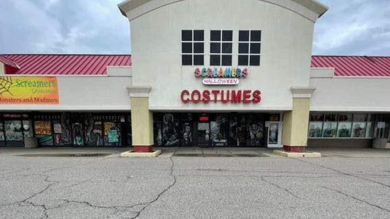 Year-round Halloween store Screamers Costumes shares new Clinton Township location