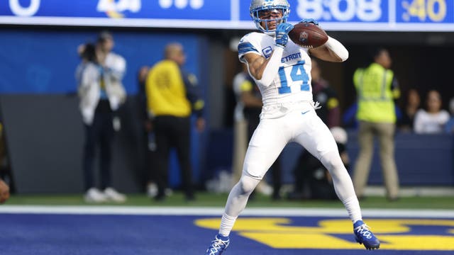 Rams 17-point third quarter dooms the Lions