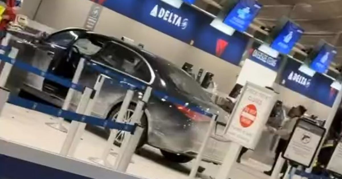 Detroit Metro Airport Car Crash: Mercedes slams into McNamara terminal