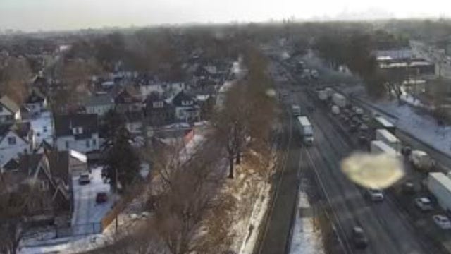 All lanes of EB I-94 reopen after crash near Michigan Avenue