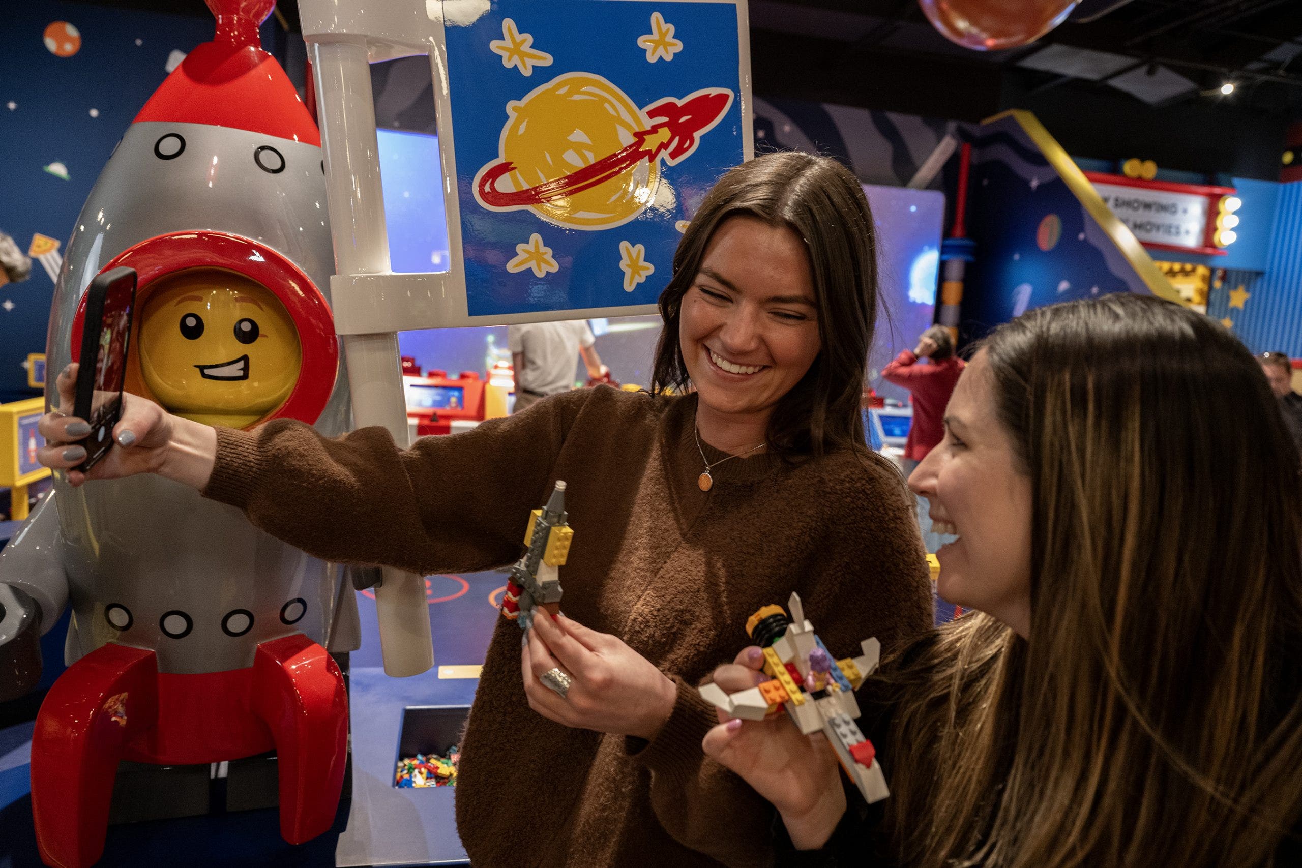 Metro Detroit LEGOLAND Discovery Center hosting adult-only night for Valentine's Day
