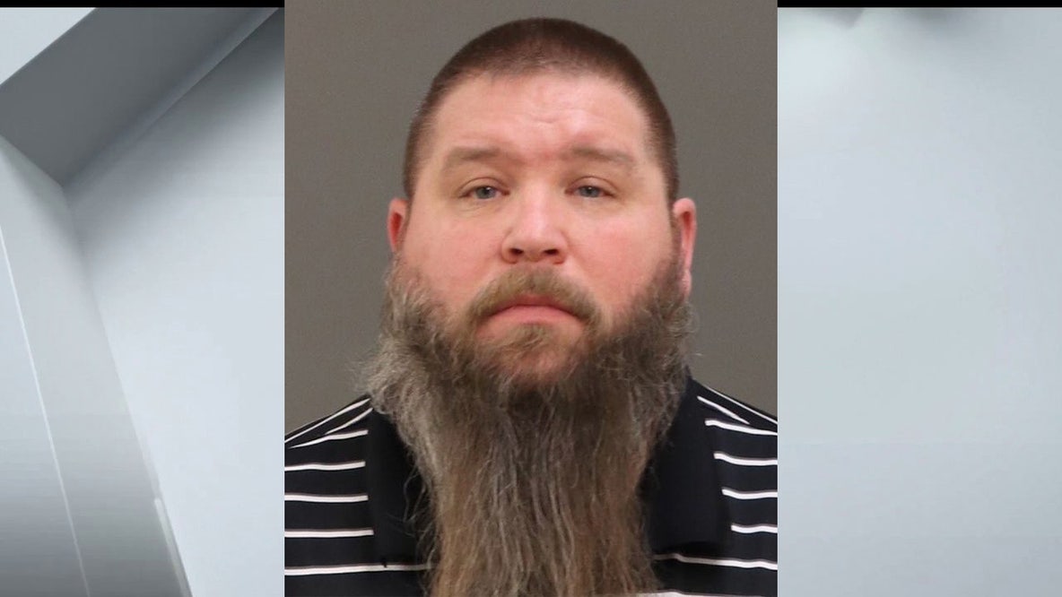 Prosecutor: High school wrestling referee sent inappropriate images, videos to teen girl