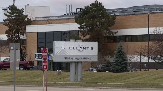 UAW Stellantis workers won't get profit-sharing checks from 2025: 'A very challenging year'