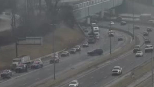 Motorcyclist injured after losing control on I-96 local in Detroit