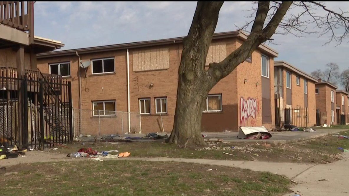 Detroit neighborhood angry over trash dumped at abandoned Greenfield apartment complex