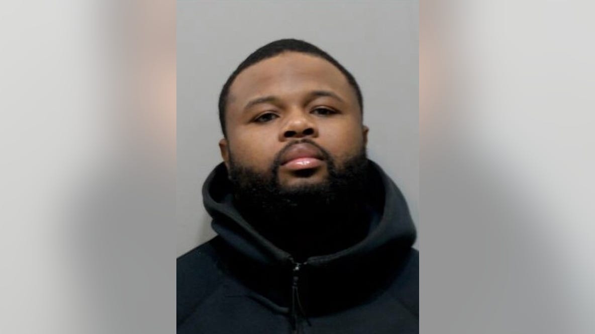 Detroit police officer accused of sending himself explicit photos from victim's phone