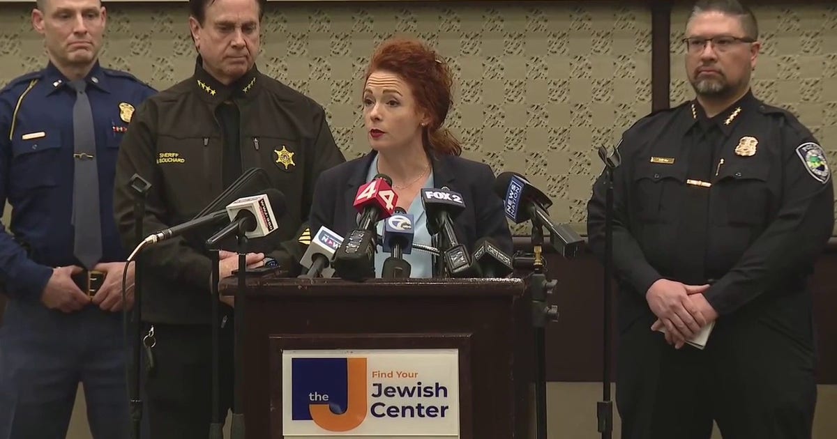 Temple Israel attack: Gunman fatally shot himself in head during gunfight with security Temple Israel attack: Gunman fatally shot himself in head during gunfight with security