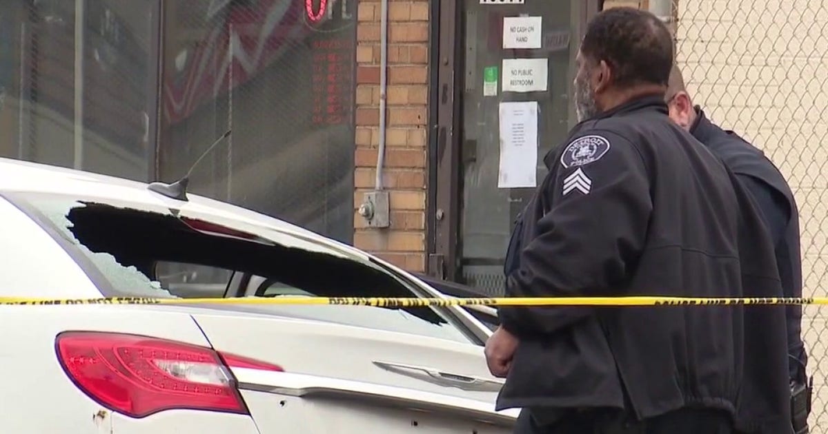 Suspect in custody after Detroit man was shot in his car with children ...