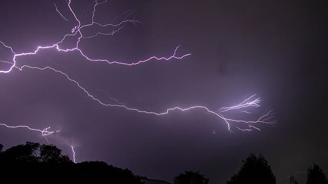 Southeast Michigan severe weather: Strong winds, hail, isolated tornado risks Thursday