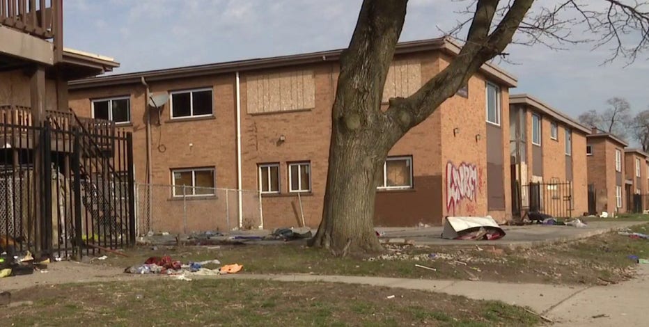 Detroit neighborhood angry over trash dumped at abandoned Greenfield apartment complex