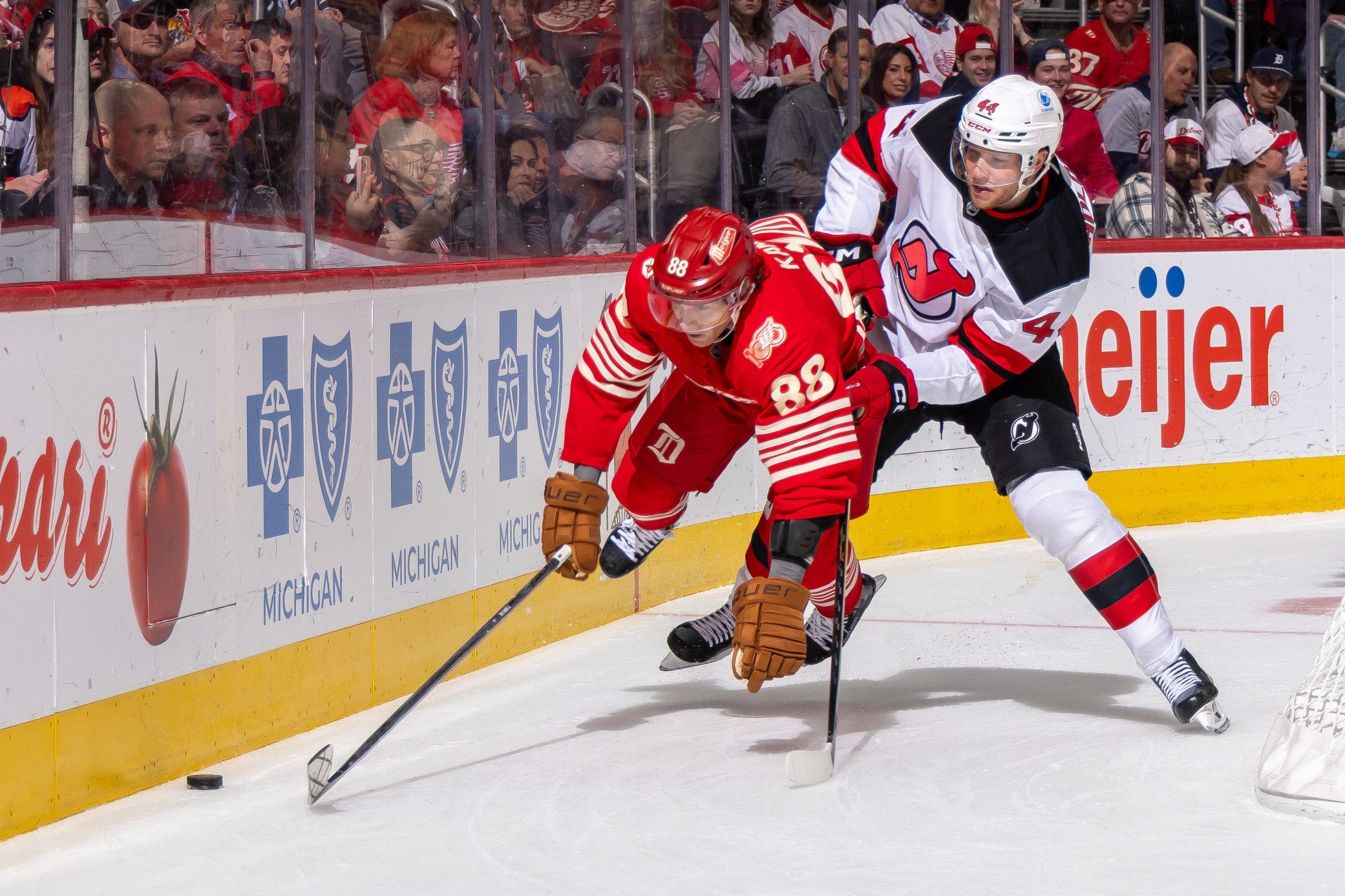 Red Wings eliminated from NHL playoff picture with 5-3 loss to Devils
