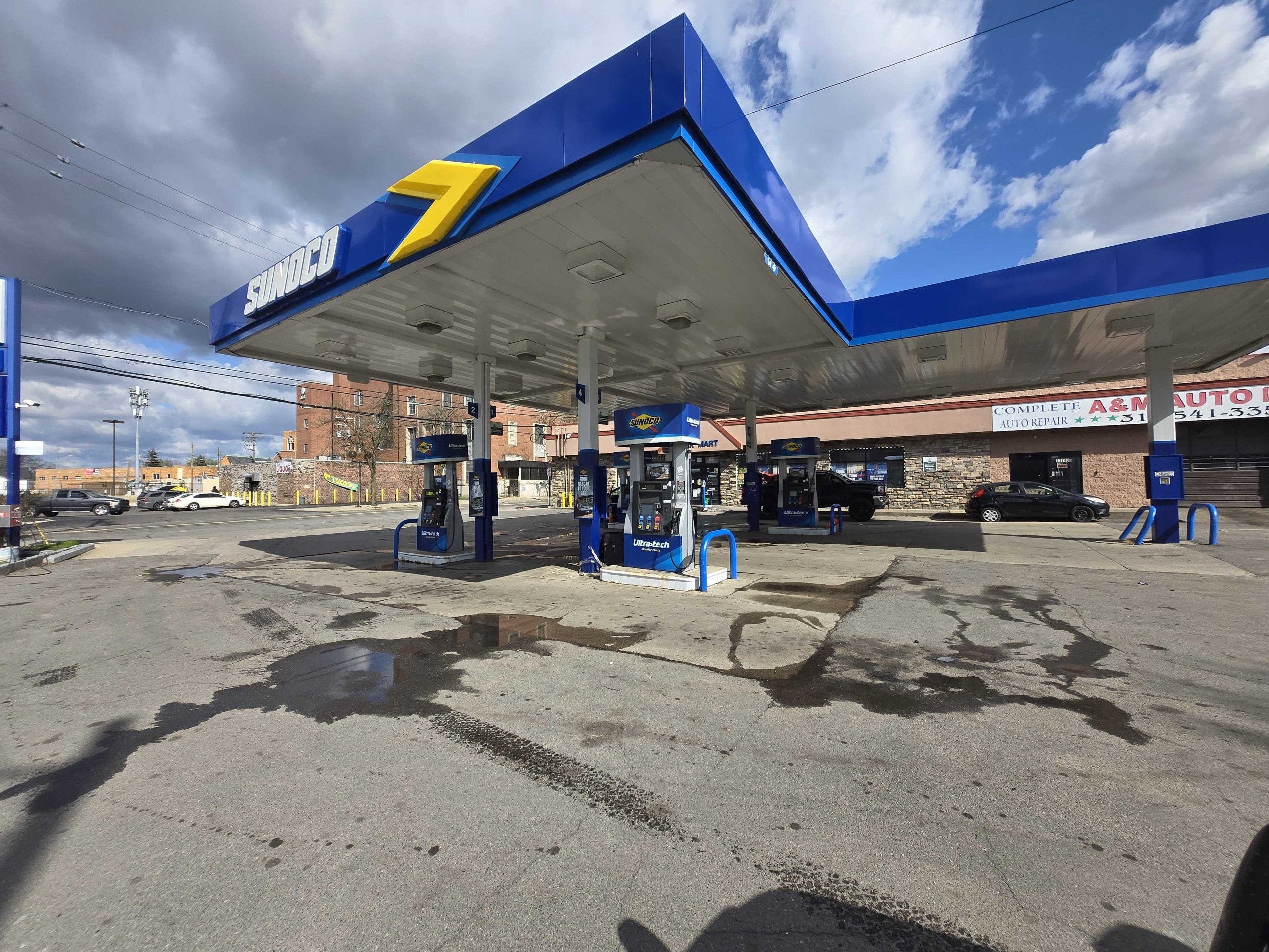 Three killed in shooting outside Detroit gas station following crash-related fight