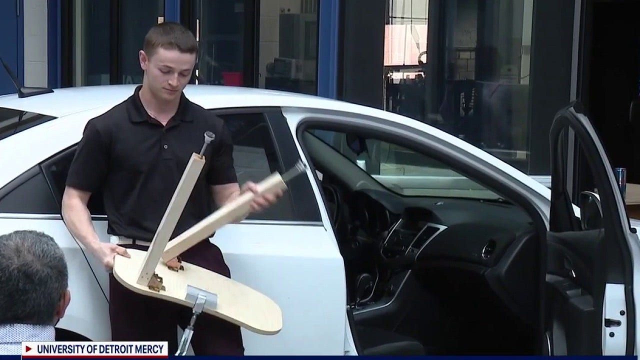 Disability technology showcased by Detroit Mercy nursing, engineering students