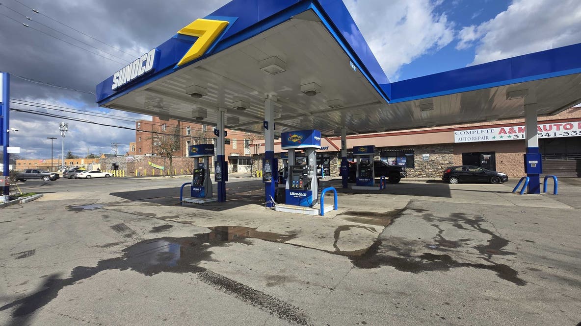 Three killed in shooting outside Detroit gas station following crash-related fight