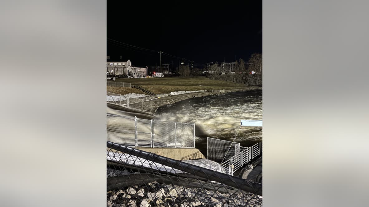 Cheboygan dam water levels rise 6 inches as crews work to bring in more pumps, sand bags