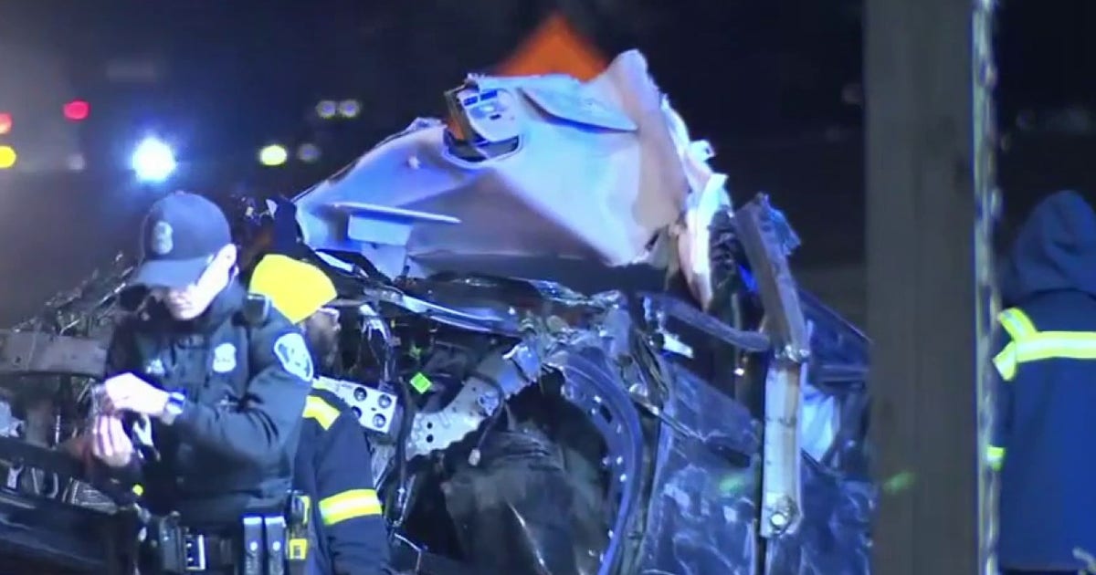 1 killed in violent crash on Detroit's west side | FOX 2 Detroit